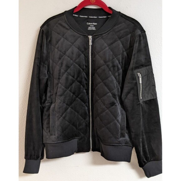 Calvin Klein Jackets & Blazers - Women's CALVIN KLEIN Black Velour Quilted Full Zip Moto Jacket M